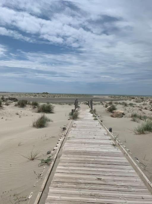 "Le Nature" Camargue Jardin Арль Екстер'єр фото